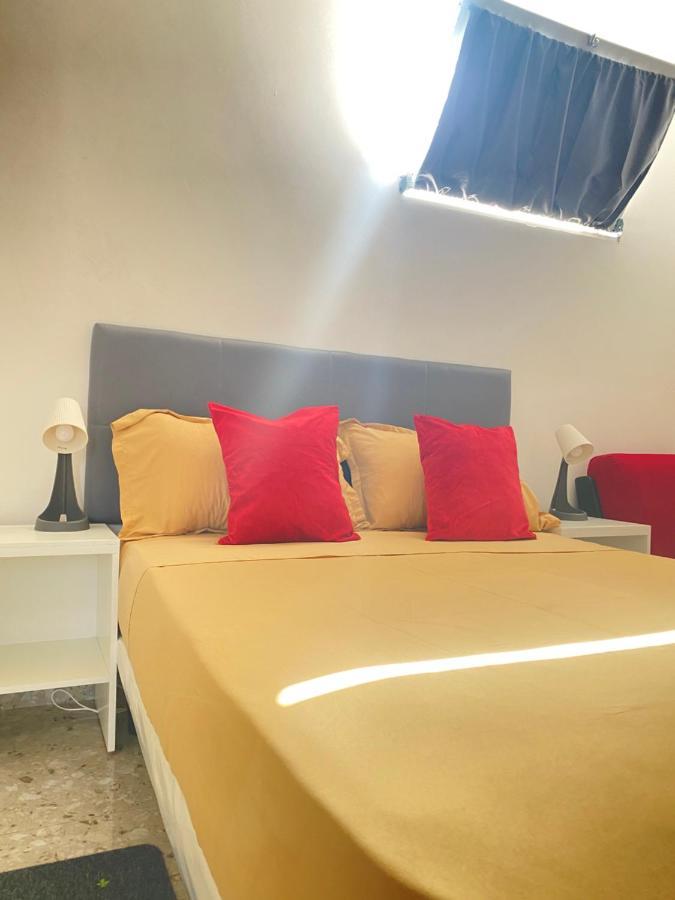 Best Rooms- Quarto 4 Plateau Πράγια Εξωτερικό φωτογραφία