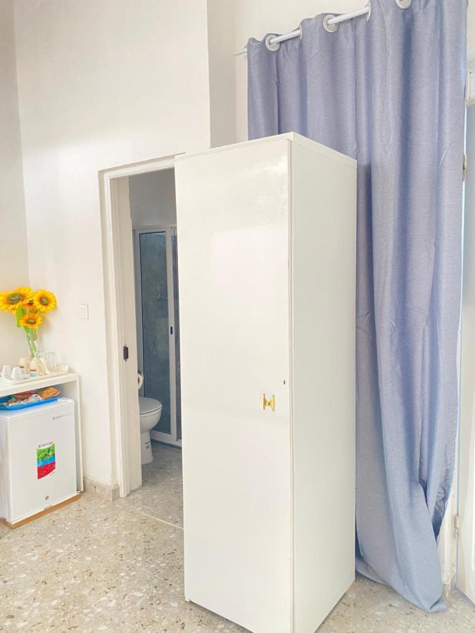 Best Rooms- Quarto 4 Plateau Πράγια Εξωτερικό φωτογραφία